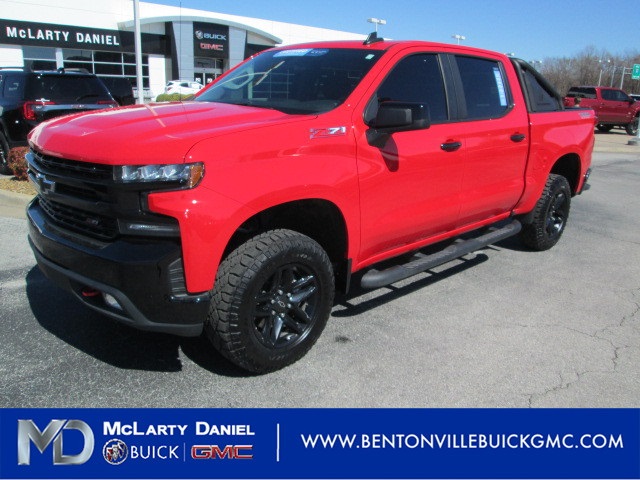 2019 silverado red