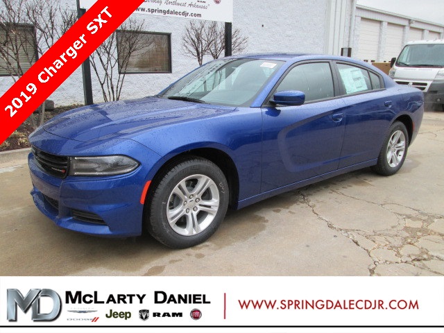 New 2019 Dodge Charger Sxt Rwd 4d Sedan